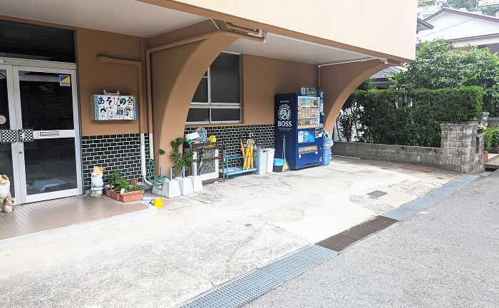 学童保育あそびの会駐車場